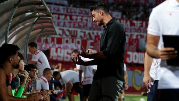 TRESE SE MARAKANA! Evo šta je trener Crvene zvezde uradio u svlačionici odmah nakon pobede protiv Plzenja (VIDEO) TRESE SE MARAKANA! Evo šta je trener Crvene zvezde uradio u svlačionici odmah nakon pobede protiv Plzenja (VIDEO)