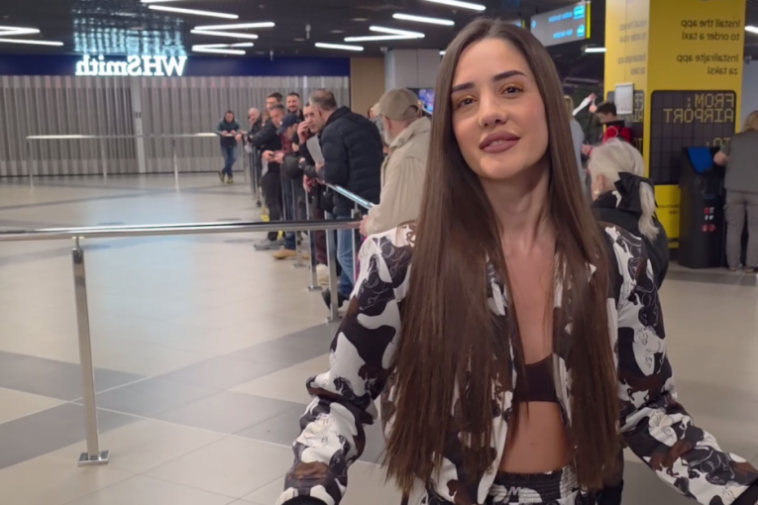 POVEĆALA IH DO NOSA! Anđela Đuričić se pohvalila NOVIM ZAHVATOM, snimci šokirali naciju! POVEĆALA IH DO NOSA! Anđela Đuričić se pohvalila NOVIM ZAHVATOM, snimci šokirali naciju!
