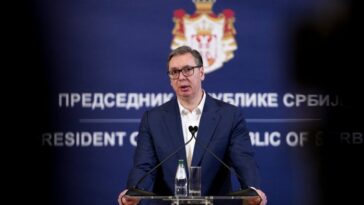 Predsednik Vučić čestitao Dan roda rečnih jedinica i Dan Rečne flotile