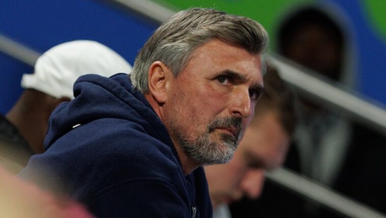 “AKO POGINEMO, DA POGINEMO SA STILOM!” Goran Ivanišević hitno napustio Zagreb “AKO POGINEMO, DA POGINEMO SA STILOM!” Goran Ivanišević hitno napustio Zagreb