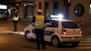 Dolijao nakon incidenta: Uhapšen zbog zaletanja automobilom u ljude u Bileći