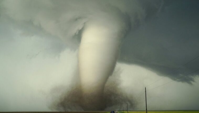Nevreme pogodilo Sloveniju, tornado oštetio objekte