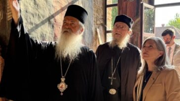 MITROPOLIT TEODOSIJE RAZGOVARAO SA AMERIČKOM SENATORKOM DŽONI ERNST: Izrazio zabrinutost zbog najnovijih zbivanja na Kosovu i Metohiji