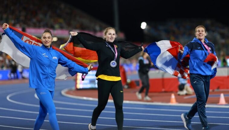 Adriana Vilagoš osvojila bronzu na Evropskom prvenstvu u atletici u Birmingemu Adriana Vilagoš osvojila bronzu na Evropskom prvenstvu u atletici u Birmingemu