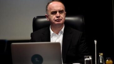 ZOVE ALBANCE NA BUNU: Bura u Ulcinju zbog odluke o izboru direktora Srednje škole “Bratstvo-jedinstvo”