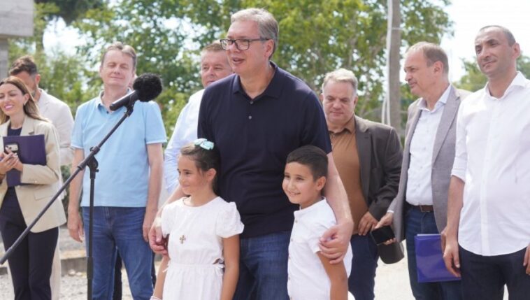 Vučić obilazi Mačvanski, Kolubarski, Sremski i Jablanički okrug