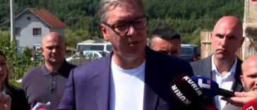 PREDSEDNIK ODGOVORIO NA PISANJE HRVATSKIH MEDIJA Što bi vladika Sergije rekao: Vučićevo raspeće znači spasenje za Srbiju