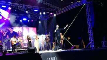 VRATIO SE NA SCENU KOJA GA PODSEĆA NA POČETKE KARIJERE: Mirza Selimović posle 12 godina ponovo na “Roštiljijadi” (FOTO)