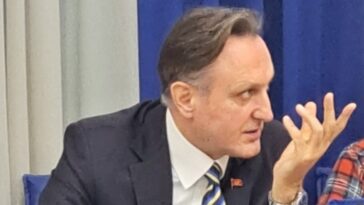 KOGA JE KRIVOKAPIĆ ZASTUPAO U ZAGREBU? Savetnik u Vladi Crne Gore na godišnjoj konferenciji hrvatskih diplomata