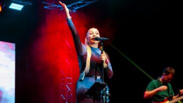 Ivana Selakov o letnjoj turneji, novim muzičkim planovima, ćerki Kruni i zasluženom odmoru